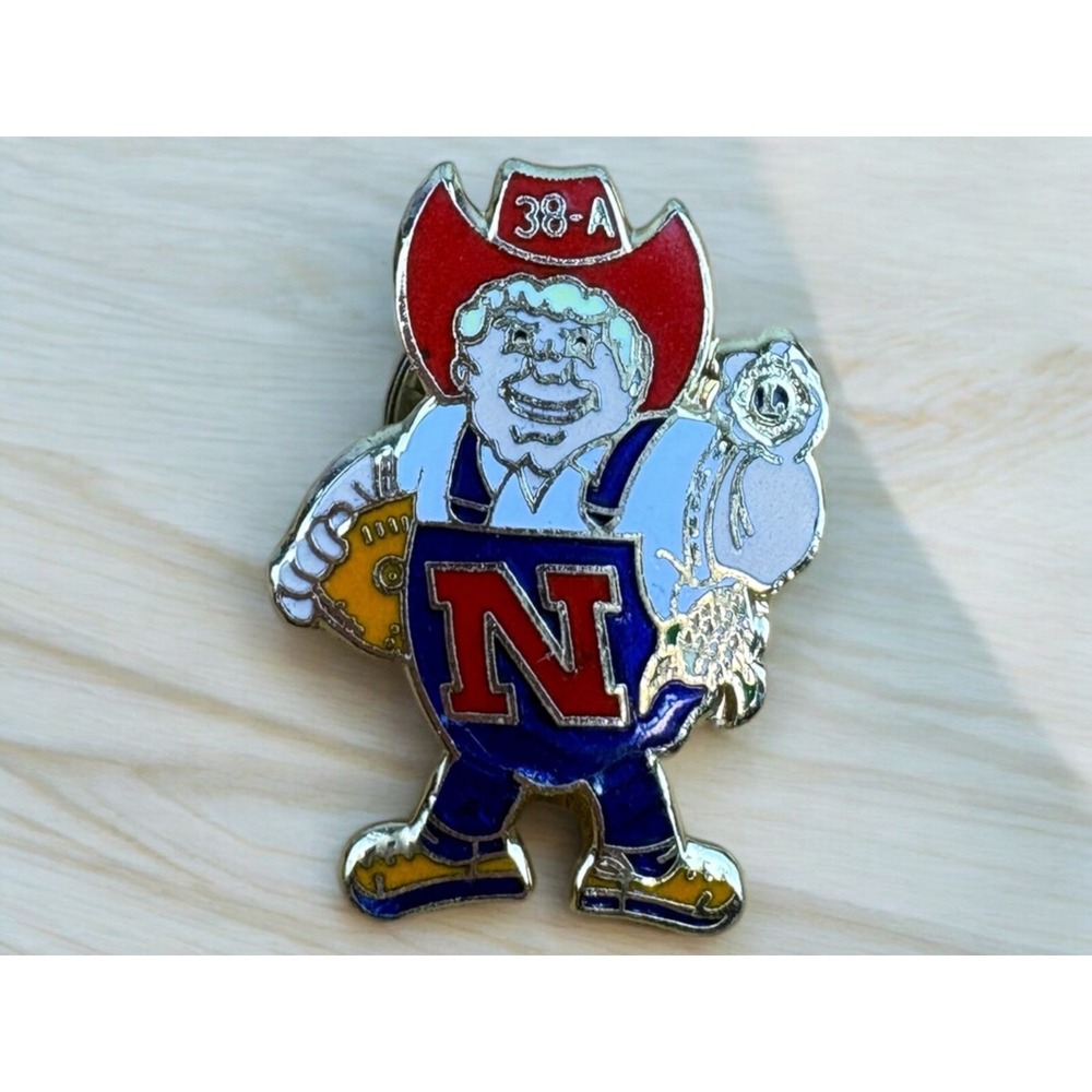 Nebraska Cornhuskers Lions Club Lapel Pin Vintage Football Herbie Husker 1989